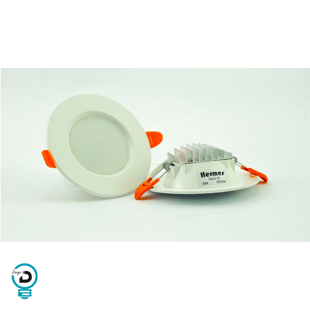 پنل هالوژن 9 وات LED بک لایت چراغ هالوژن 9 وات LED بک لایت یک نوع چراغ ال ای دی با توان 9 وات است که به عنوان جایگزینی برای چراغ های هالوژنی استفاده میشود . پنل های سقفی از جمله چراغ هایی هستند که نورپردازی اتاق شما را متحول میکند. این چراغ ها دارای نوردهی پخش می باشند که نور اتاق را به صورت کامل تامین خواهند کرد. پنل های بک لایت سقفی امروزه یکی از پر مخاطب ترین چراغ هایی هستند که در اتاق های خانه ها چشم نوازی می کنند. ویژگی پخش بودن نور در اتاق و ایجاد نوری یکنواخت و حذف سایه های اضافی در اتاق سبب می شود که استفاده از این چراغ ها بسیار پر کاربرد باشد. این چراغ باتوجه به تکنولوژی LED  مصرف برق کمتری نسبت به چراغ های هالوژنی قدیمی دارد. این چراغ ها بسیار مقرون به صرفه و اقتصادی هستند که در صورت خرابی های اختمالی به سادگی میتوان آنها را جایگزین کرد. این کالا ها دارای دوسال گارانتی بی قید و شرط هستند که این مطلب خیال مشتری را از خرید این چراغ های هالوژنی راحت خواهد کرد. به همین دلیل به صرفه ترین گزینه می باشد . پنل هالوژن 9 وات بک لایت با تلکنولوژی LED برخلاف چراغ های هالوژنی به دلیل عدم استفاده از رشته های برقی حرارت کمتری تولید میکند و مانع از گرم شدن زیاد محیط میشود . همچنین ، نور تولیدی توسط این چراغ با کیفیت بالاست و عمر طولانی تری دارد . موارد استفاده از چراغ هالوژن مسکونی تجاری اداری فروشگاه ها سالن اجتماعات سالن زیبایی و ...