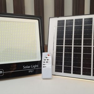 پرژکتور 200وات سولار شارژی(خورشیدی)نورآزمایان
